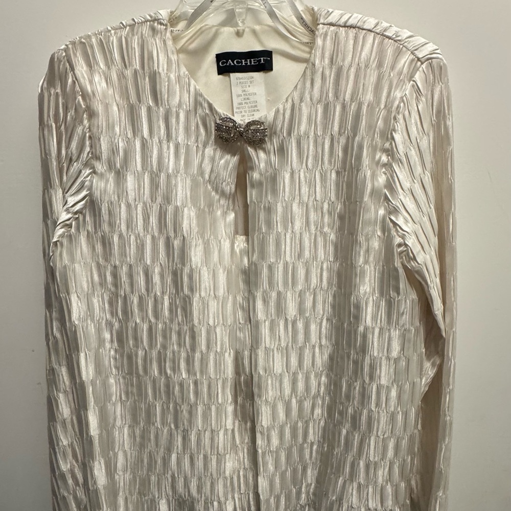 Cachet White Textured Shell top matching Jacket metal rhinestone accents close